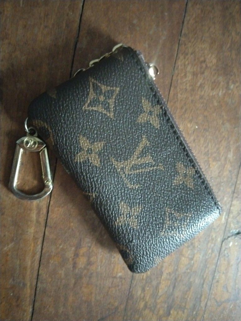 Louis Vuitton Monogram Key Pouch