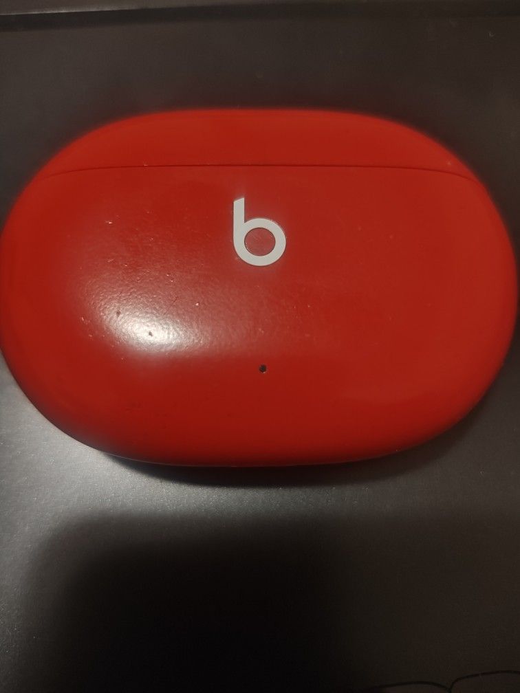 Beats Studio Bud Pros Red