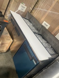 Sandwich Prep Table