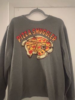 Millenium Falcon pizza sweater
