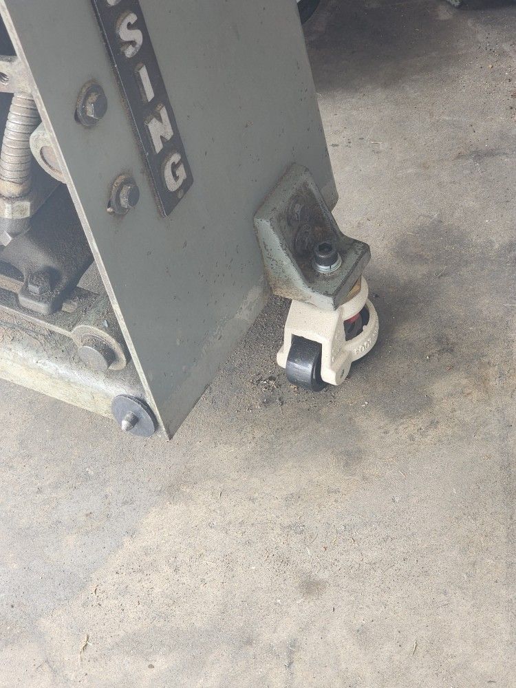 Machinery Caster