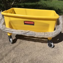 NEW RUBBERMAID INDUSTRIAL COMMERCIAL MOP BUCKET