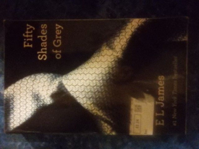 "Fifty Shades of Grey" - The Complete Series (Lot of 3 Books).