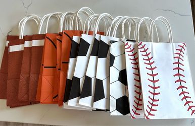 21 Sports Theme Paper Gift Bags Set