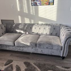 GREY 2 PIECE COUCH SET!