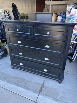 Wood Dresser