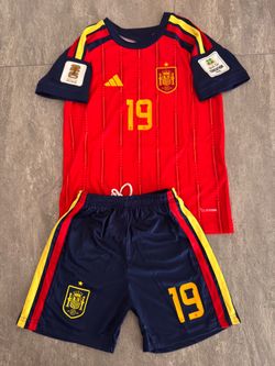 Kids Size 24 Youth Large Spain 2026 World Cup ‘Lamine Yamal 19’  Home Jersey Set