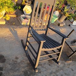 Black Rocking Chair In Good Condition Available 