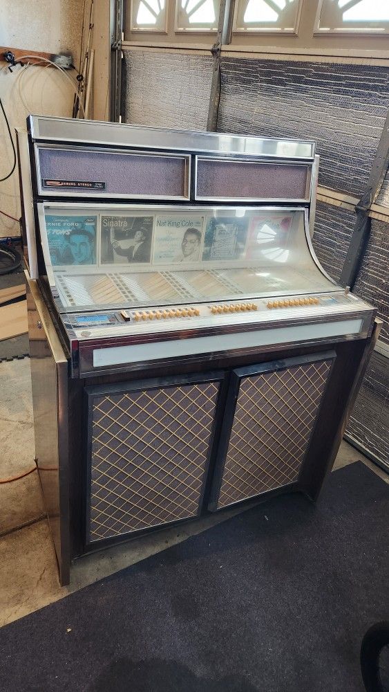 The Seeburg LPC480 Jukebox