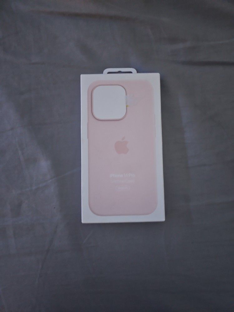 Iphone 14 Pro Pink Silicone Case