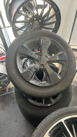 18”. Jeep 5x110.  225/55/18”.   $500