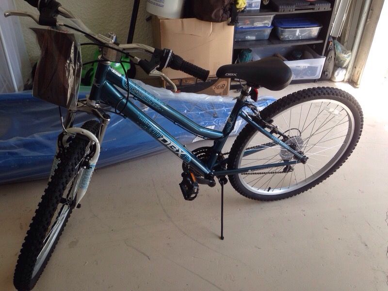 DBX Cascade Mountain Bike