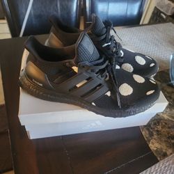 WOMEN'S  ADIDAS  ULTRABOOST  SHOES