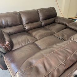 Hardly Used Leather Furniture 
