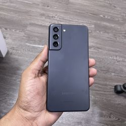 Samsung Galaxy S21 FE 128GB Unlocked On Valentines Week Special Deal 😱🥳