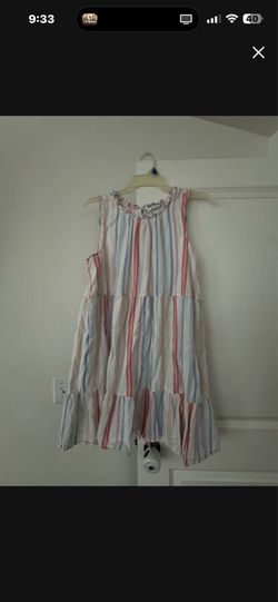 Women’s dress