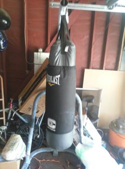 Everlast c3 foam technology punching bag