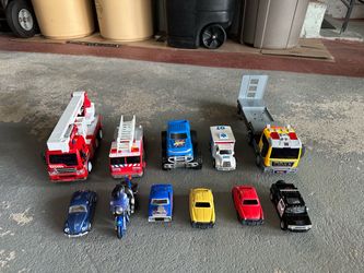 🚒 12-Piece Toy Vehicle Lot – Fire Trucks, Cars, EMS & Police – $40