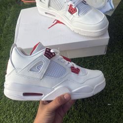 Jordan 4 Red Metallic 