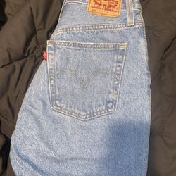 Levi’s 501 Mid Thigh Shorts 