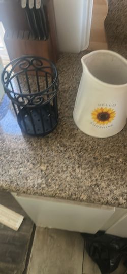 Hello Sunshine Sunflower Ceramic Utensil Holder