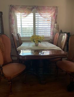 Dinning table