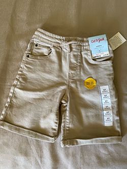 Cat & Jack Khaki Shorts - Size 5T