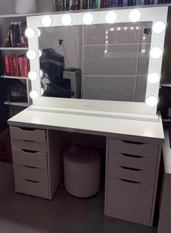 Modern Hollywood Vanity Set