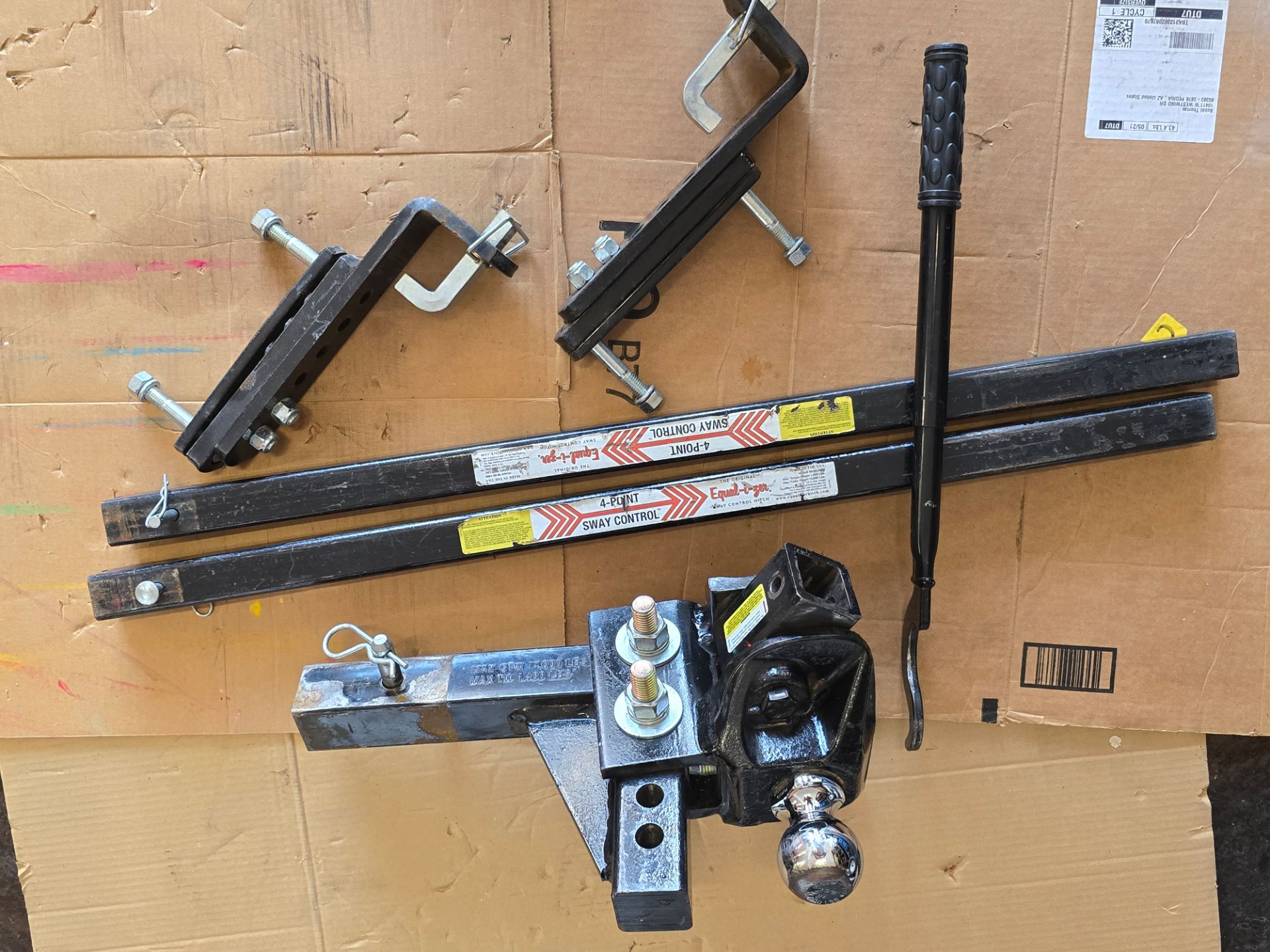 Equalizer brand tow hitch