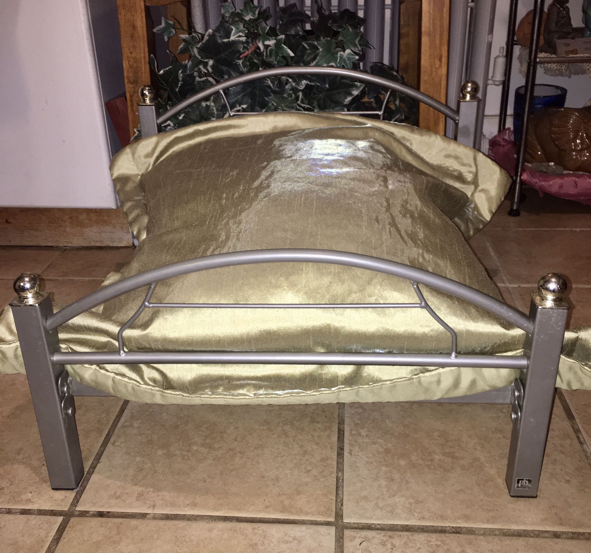 Fancy Dog (or Cat) Bed