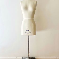 PGM Pro Size 4 Professional Dress Form with Stand