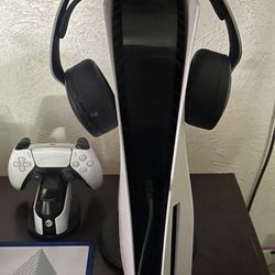 Play Station 5 With Ps5 Headphones 