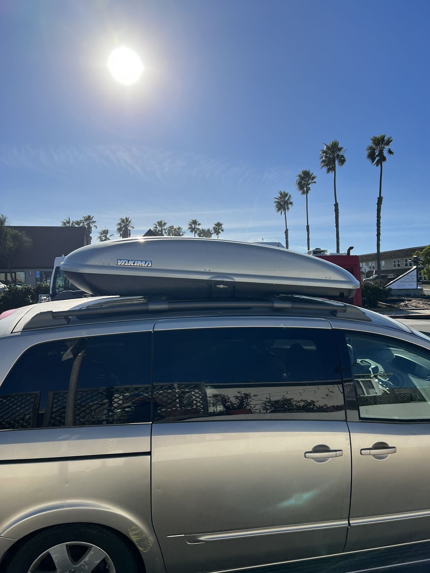 Yakima Skybox 18 Pro Titanium XL Roof Cargo Box