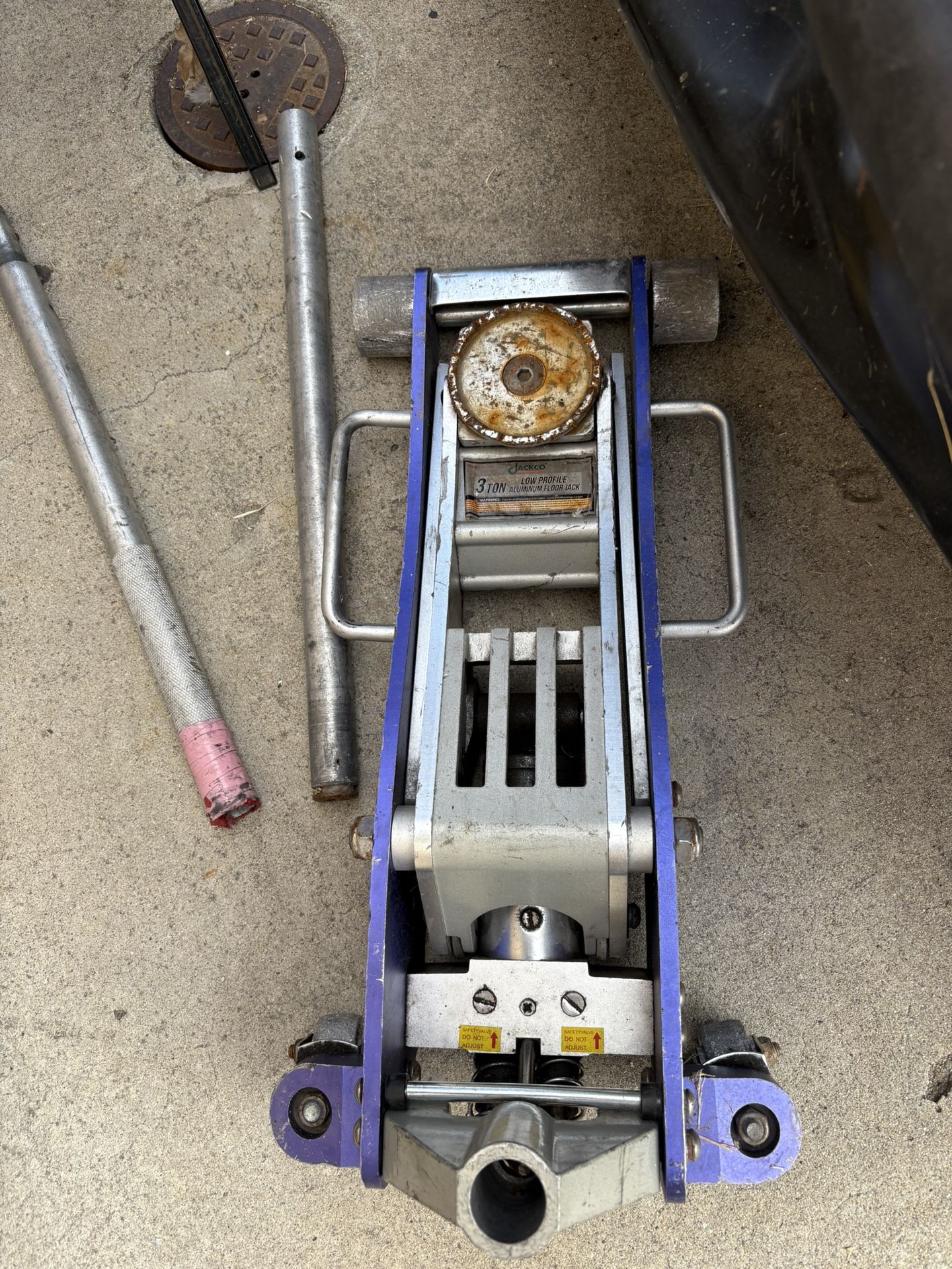 Hydraulic car jack