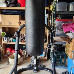 Punching Bag/kickboxing