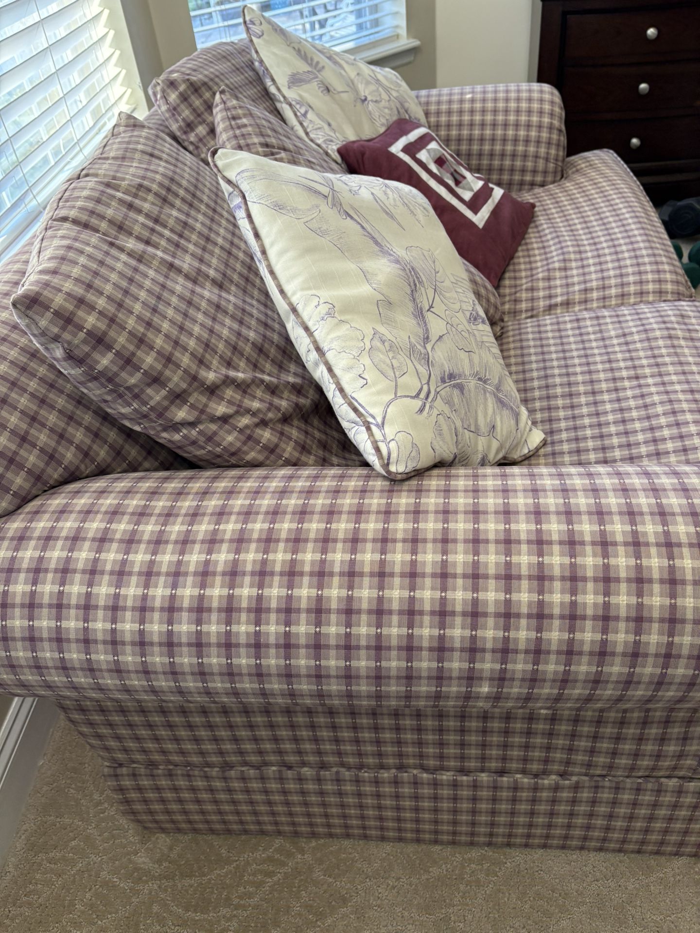 Very Sturdy Solid Wood Loveseat. Very Comfy Too! Orange Park