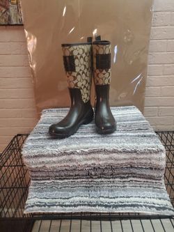 Coach Rain Boots Size 7