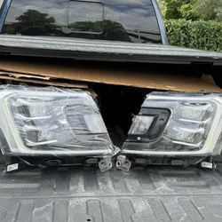 Ford Expedition 2019 Headlight 