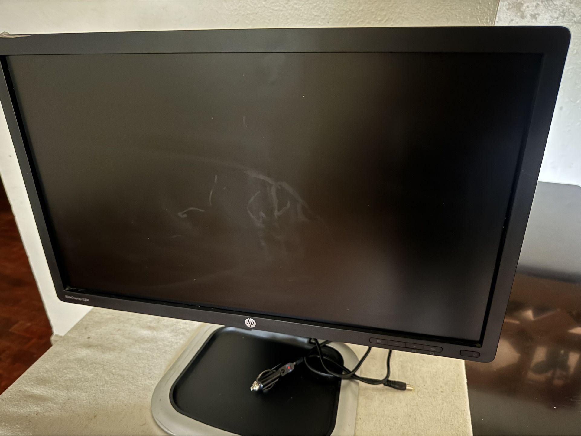 HP Desktop Monitor