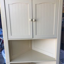 Yellow Shelf 