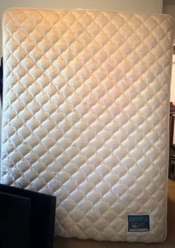 Queen size bed (Mattress, Box Spring & Frame)