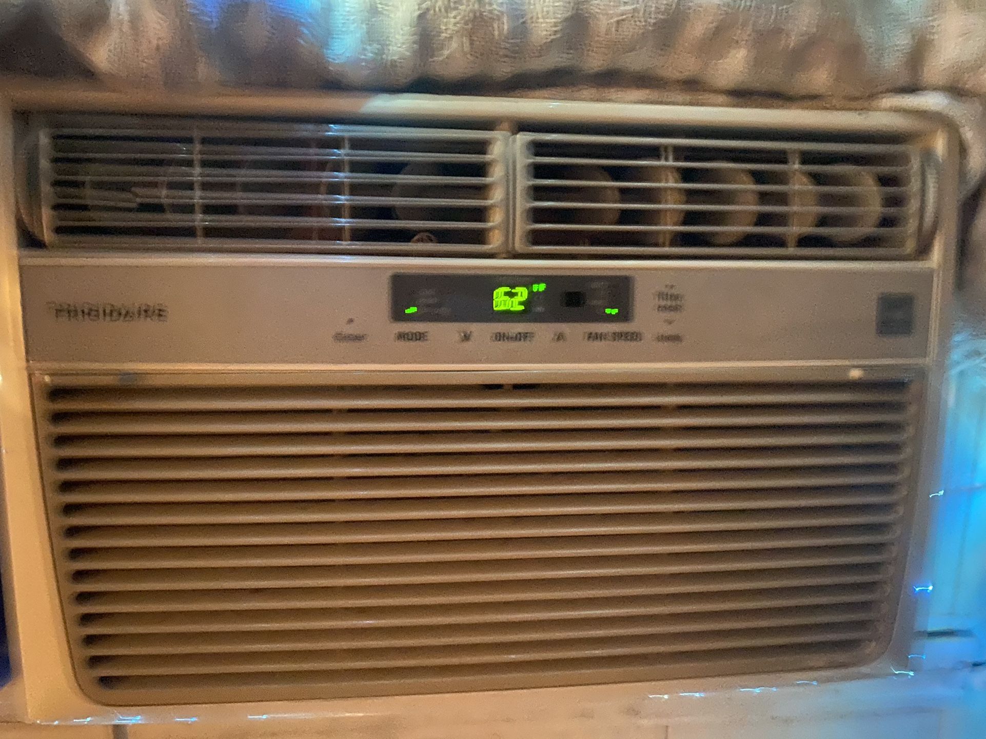 Frigidaire A/C Unit 