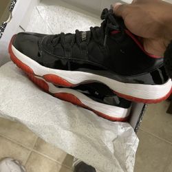 Jordan 11 Retro Bred