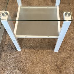 Coffee Table With 2 End Tables 