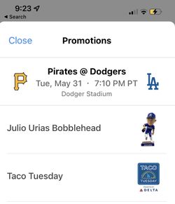 Dodgers Urías Bobble head Two Tickets