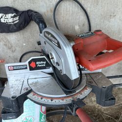 Black And Decker Firestorm 10” Compound Miter Saw 