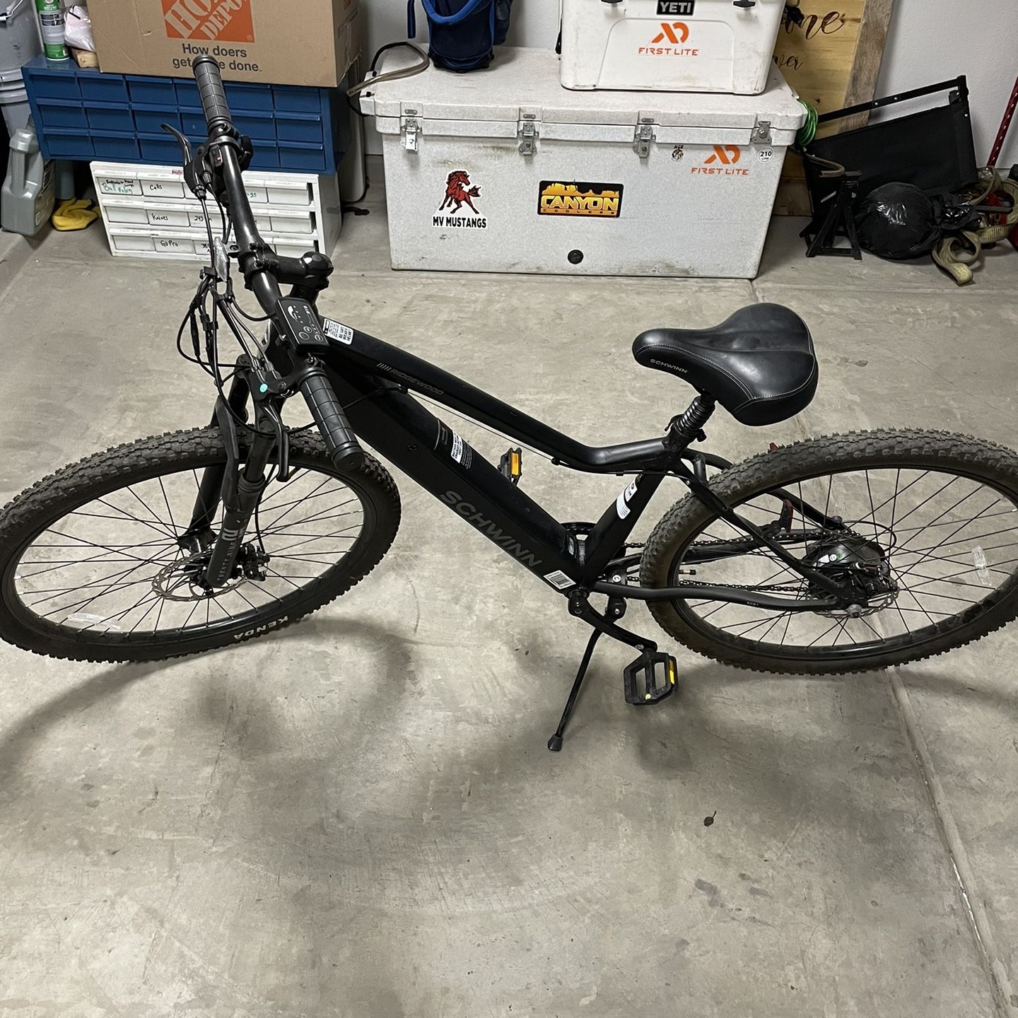 schwinn electric bicycle for sale Hurricane Compact Bike, 30 Mile Range, 400W Peak Motor, Mechanical Disc Brakes, Ages 13+, 14" Wheels, Tan The Schwinn Hurricane is a compact e Electric Bike Walmart Women's Bikes