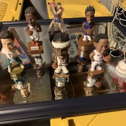 6  Vintage  Bubble  Heads  In   excellent  Condition  