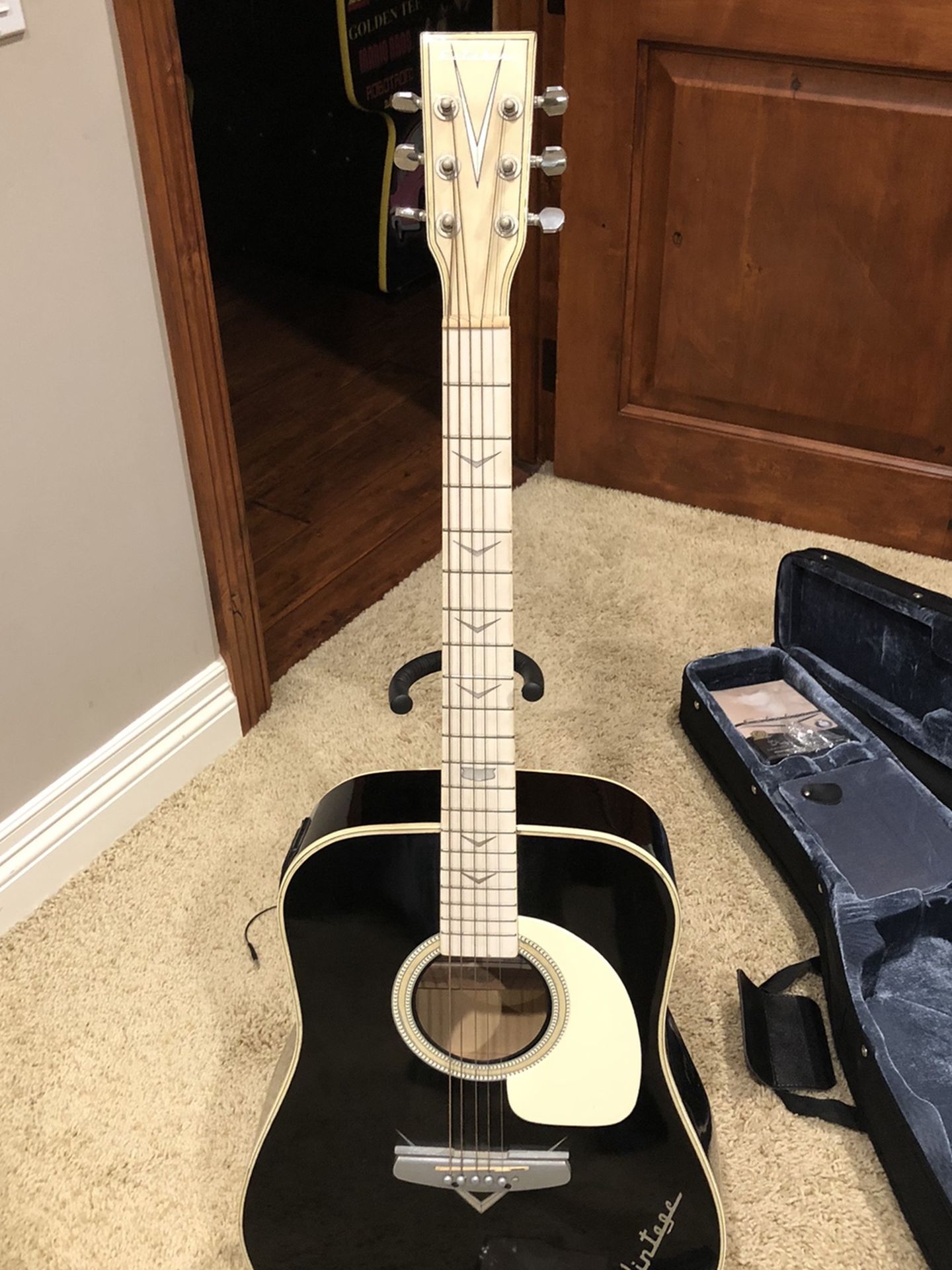 Esteban the vintage guitar discount