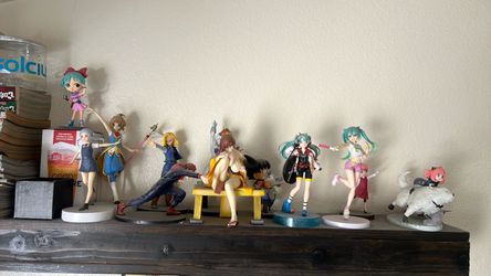 Lot of Figures